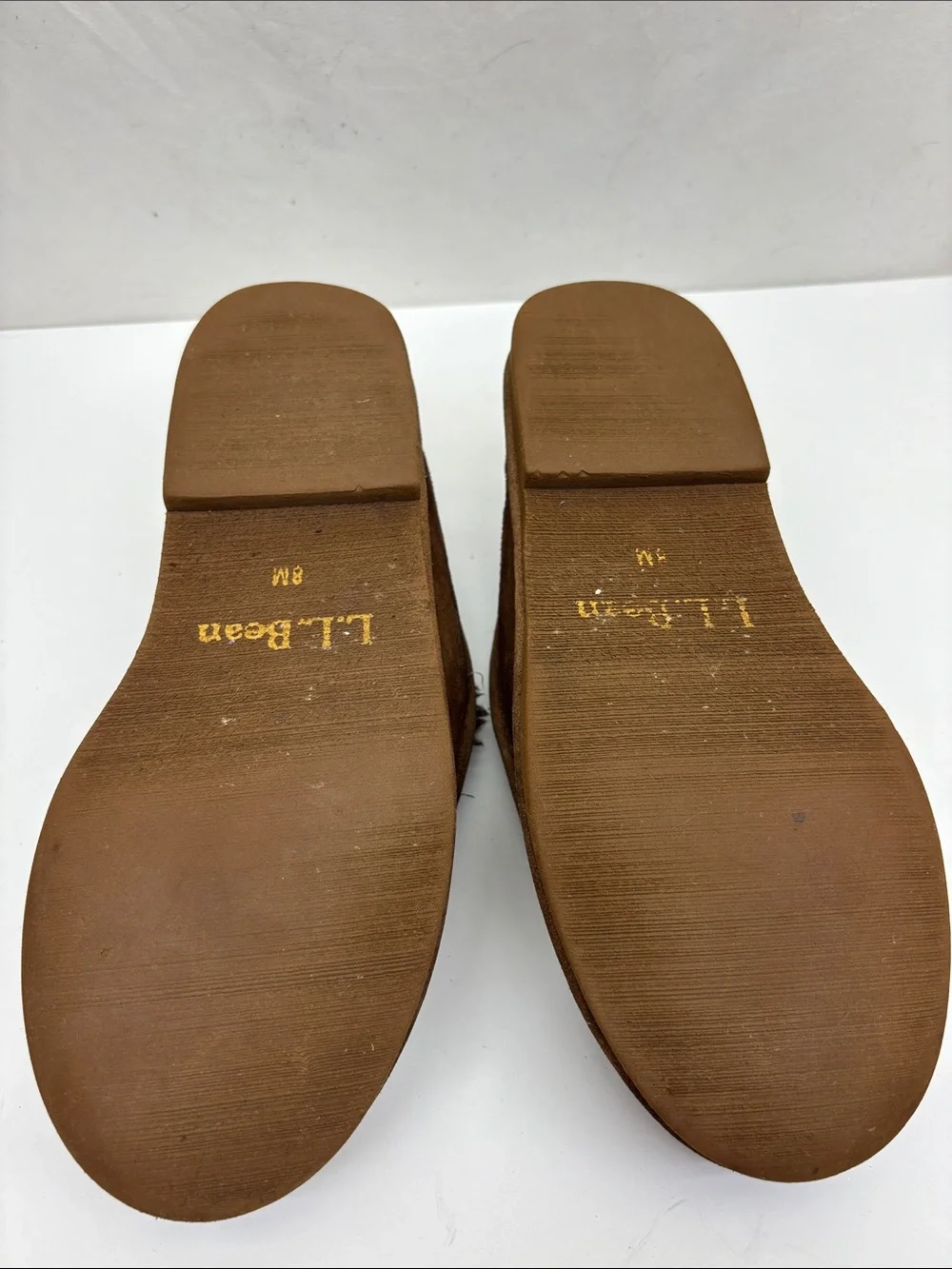 L. L. Bean slip on slippers for men’s SZ 8, box 43